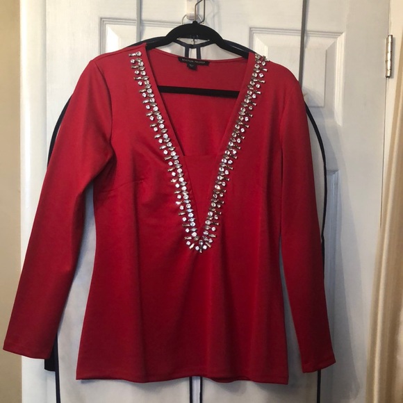 Top - Picture 1 of 4